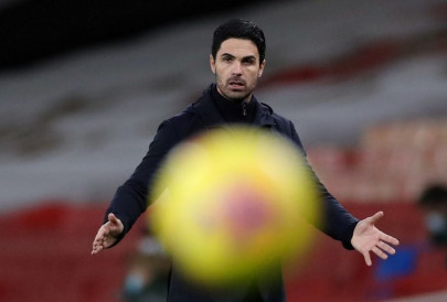 arteta not to blame for arsenal s form says keeper leno arteta not to blame for arsenal s form says keeper leno