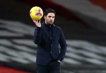 arteta lifted by board support in arsenal s time of suffering arteta lifted by board support in arsenal s time of suffering