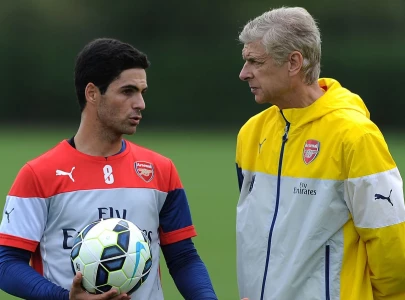arsenal would be delighted to have wenger back arteta