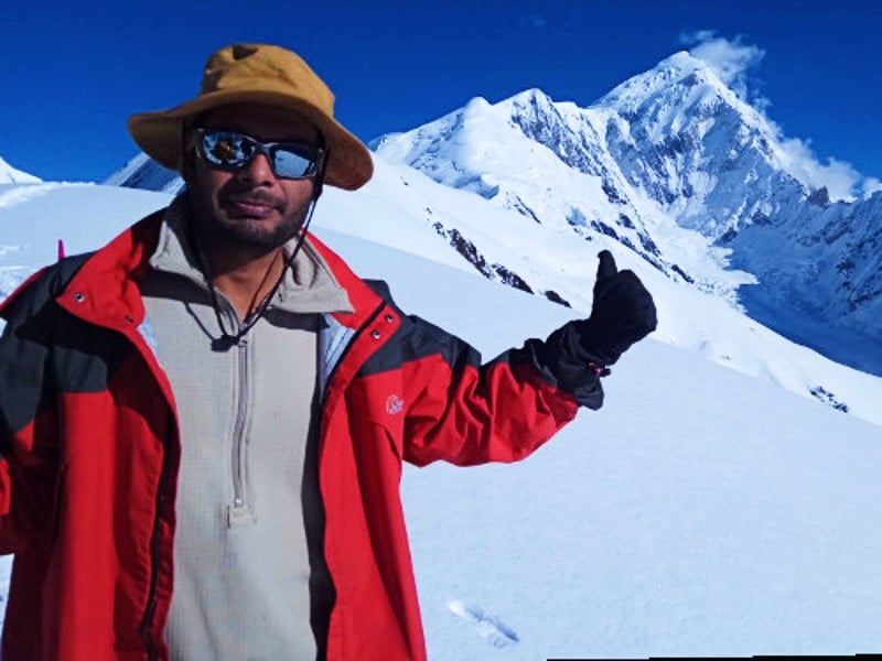 pakistani climber asif bhatti photo app