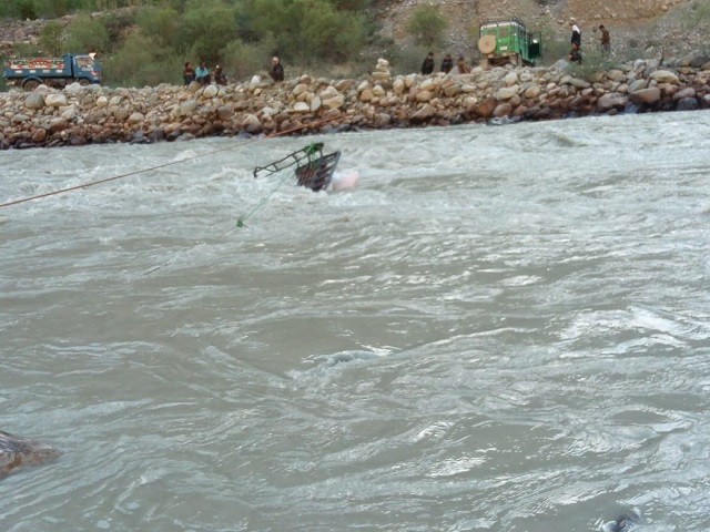 Eight die after passenger van plunges into Chitral river - Vimarsana News