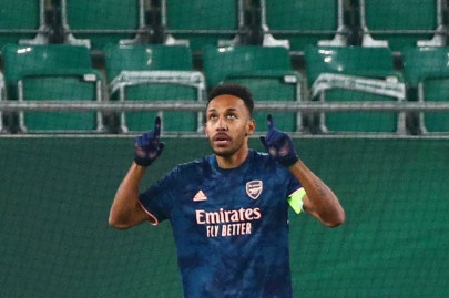 arteta says aubameyang must handle expectations at arsenal
