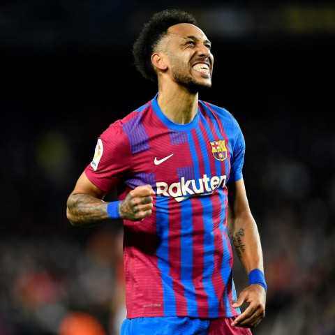 aubameyang barca s free gift who keeps on giving aubameyang barca s free gift who keeps on giving