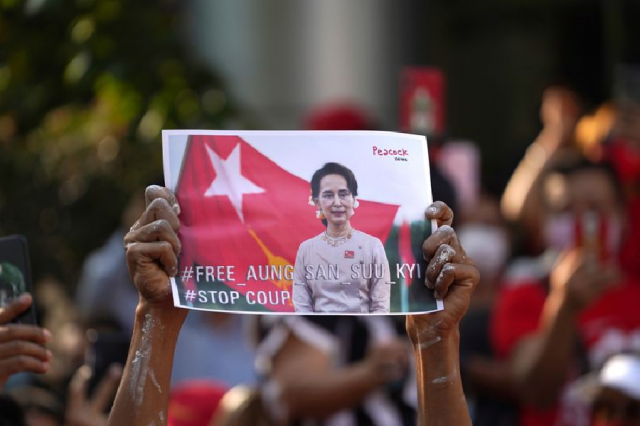 nld supporter holds up a picture of leader aung san suu kyi outside myanmar s embassy after the military seized power from a democratically elected civilian government and arrested her in bangkok thailand february 1 photo reuters nld supporter holds up a picture of leader aung san suu kyi outside myanmar s embassy after the military seized power from a democratically elected civilian government and arrested her in bangkok thailand february 1 photo reuters