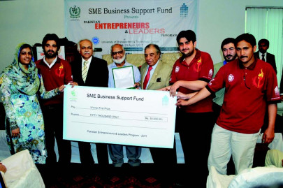 young entrepreneurs let s think some business young entrepreneurs let s think some business