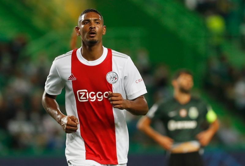 Photo of Ajax star Haller takes to Champions League in style