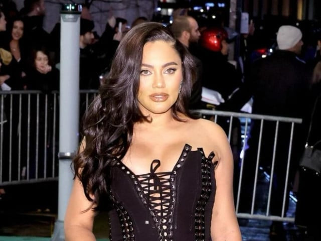 courtesy ayeshacurry on instagram courtesy ayeshacurry on instagram