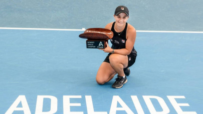 barty swiatek pull out of sydney classic