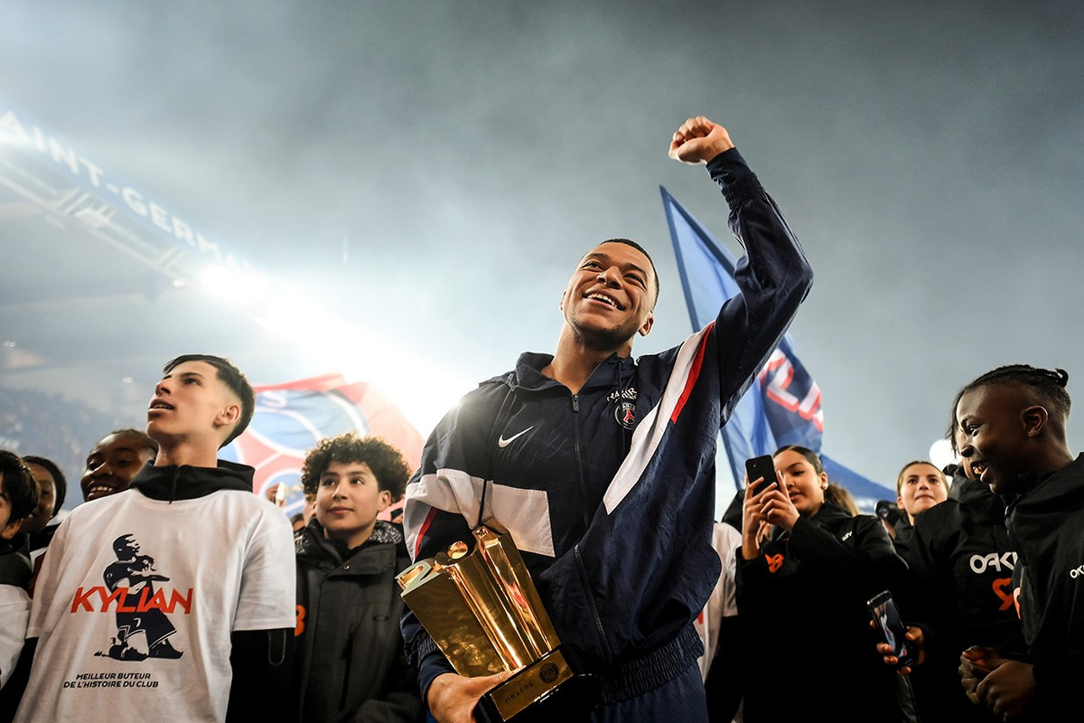 Mbappe targets ‘more history’ at PSG