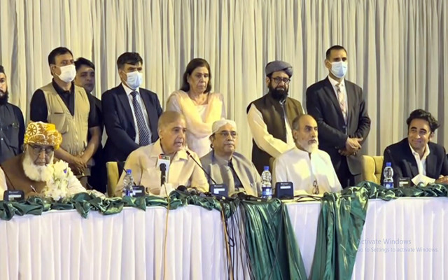 joint opposition and bap members addressing a news conference in islamabad on march 28 screengrab