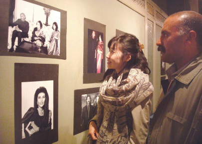 photo show fighter of democracy