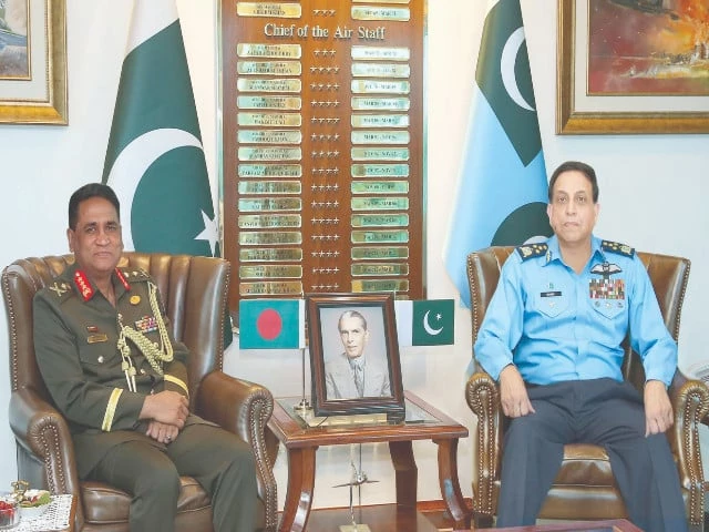 bangladesh shows interest in jf 17 bangladesh shows interest in jf 17