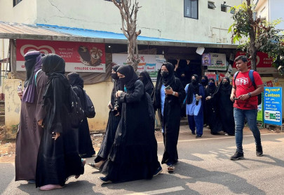 hindu hardliners seek wider india ban on hijab in class after court verdict