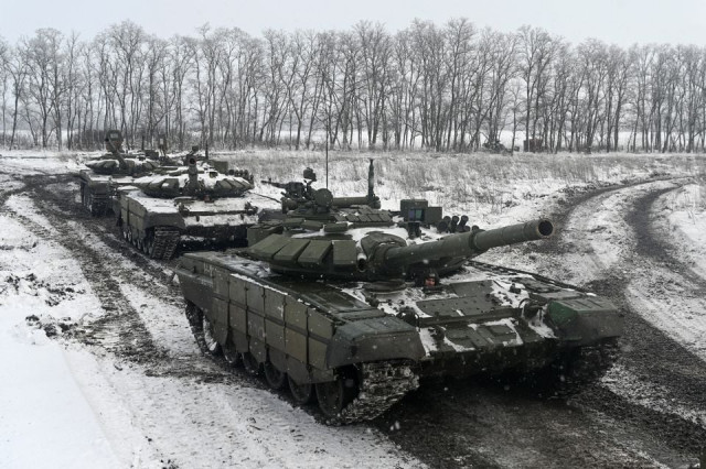 russian t 72b3 main battle tanks drive during drills held by the armed forces of the southern military district at the kadamovsky range in the rostov region russia photo reuters russian t 72b3 main battle tanks drive during drills held by the armed forces of the southern military district at the kadamovsky range in the rostov region russia photo reuters