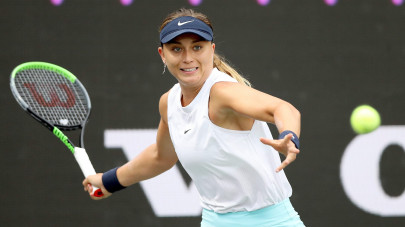 badosa stuns barty in charleston quarter finals badosa stuns barty in charleston quarter finals