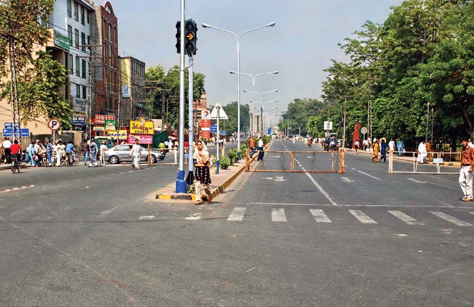 ban protests on the mall say teachers students and traders