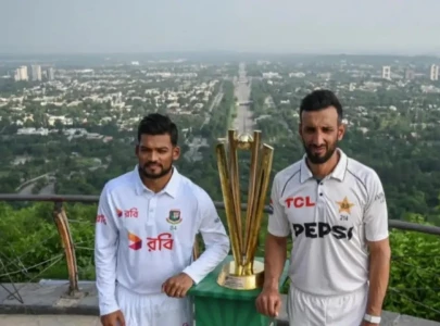 bd outclass pak to sweep test series