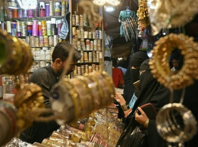 hyderabad s delicate eid bangles go from furnace to forearms hyderabad s delicate eid bangles go from furnace to forearms