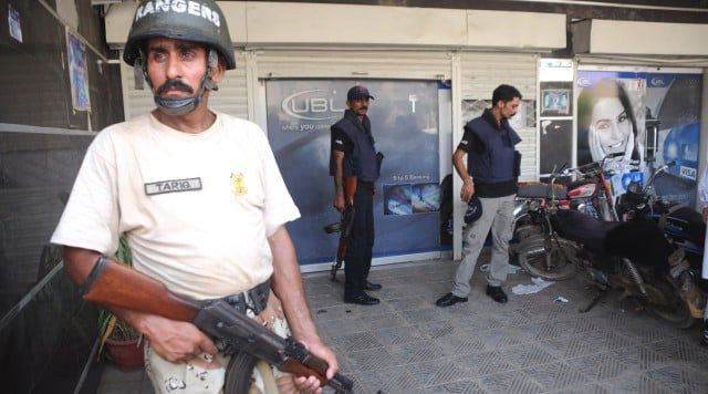 attock police bust gang of suspected robbers attock police bust gang of suspected robbers