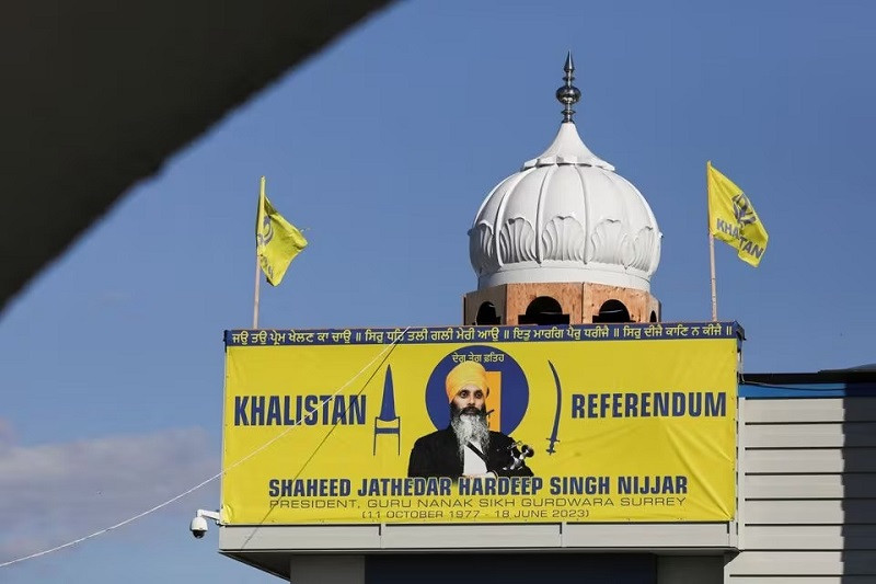 banner of sikh leader hardeep singh nijjar is seen at the guru nanak sikh gurdwara temple in surrey british columbia canada september 20 2023 photo reuters