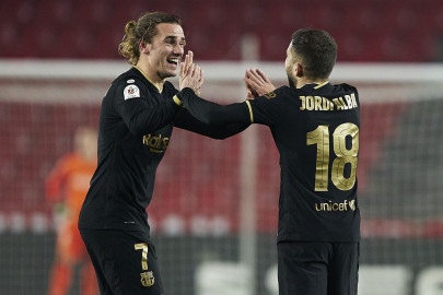 barca aim to crank up pressure on atletico after rousing cup comeback