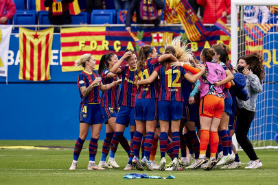 chelsea and barcelona clash as new era dawns in women s champions league