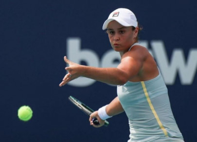 barty tsitsipas rublev advance in miami as halep withdraws barty tsitsipas rublev advance in miami as halep withdraws