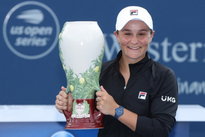 barty enjoys awesome us open tune up with cincinnati win barty enjoys awesome us open tune up with cincinnati win
