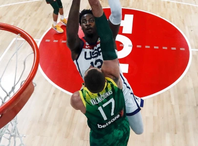 us aiming for record sixth title