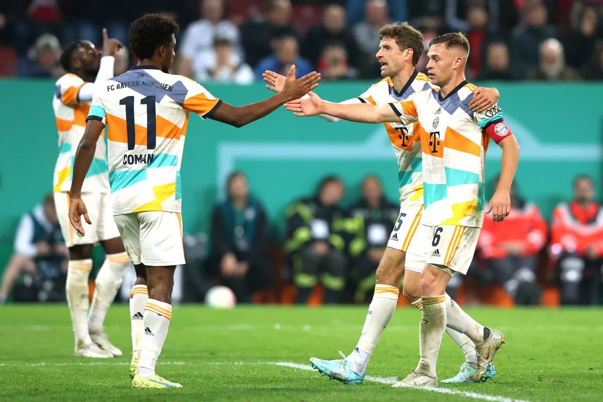bayern through to last 16 after win over augsburg bayern through to last 16 after win over augsburg