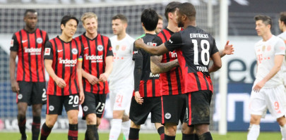 bayern crash to frankfurt defeat