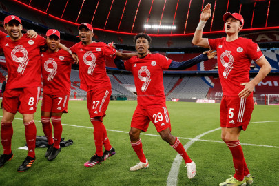 mueller hails bayern munich s phenomenal ninth league title in a row mueller hails bayern munich s phenomenal ninth league title in a row