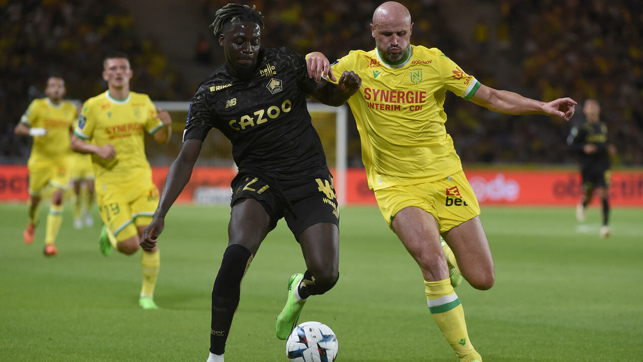 Lille punish striker Bayo for clubbing - Vimarsana News