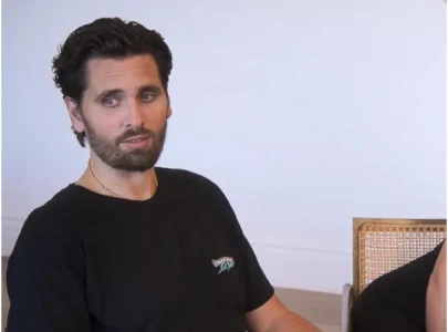 scott disick opens up about drinking 20 ginger ales daily on the kardashians