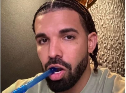 drake tells xqc to turn off the weeknd s music on livestream praises young thug s trance instead