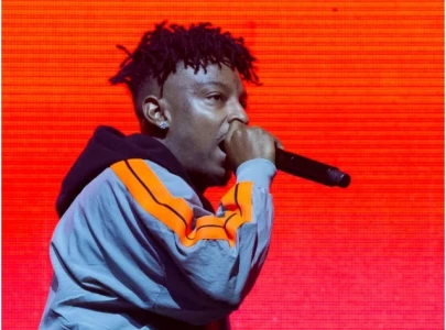 21 savage faces unenthusiastic crowd in poland during european tour