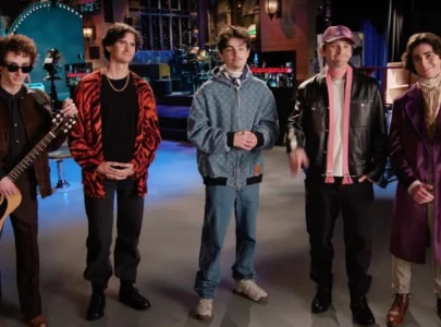 timoth e chalamet brings his look alikes to saturday night live promo