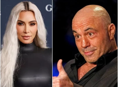 joe rogan mocks the kardashians and discusses kim s behavior at tom brady roast