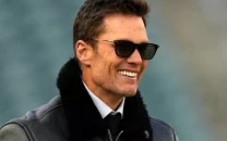 tom brady s on air slip during eagles cowboys broadcast sparks online debate