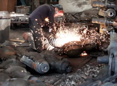 chinese net industrial profits decline in may