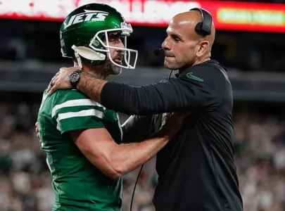 aaron rodgers at the center of conspiracy theories after strange firing of jets coach robert saleh