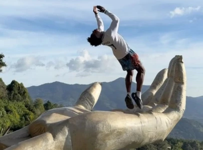 ishowspeed performs dangerous backflip from the hand of god sculpture in guatemala