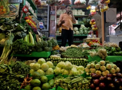 vegetable fruit prices fluctuate