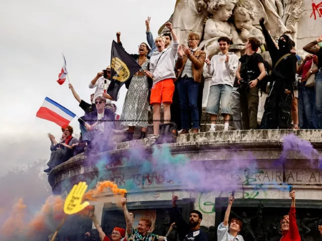 far right seeks power in france s parliamentary election far right seeks power in france s parliamentary election