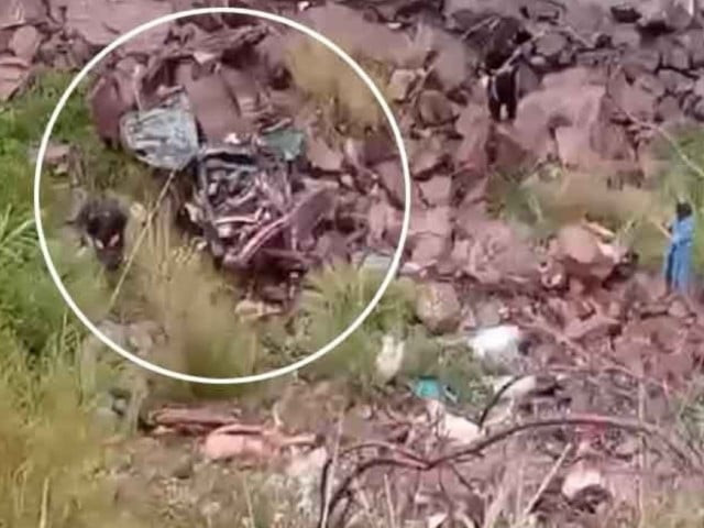 13 dead as jeep plunges into neelum river in ajk