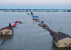 over 130 people stranded as storms hit china s tibetan border with nepal