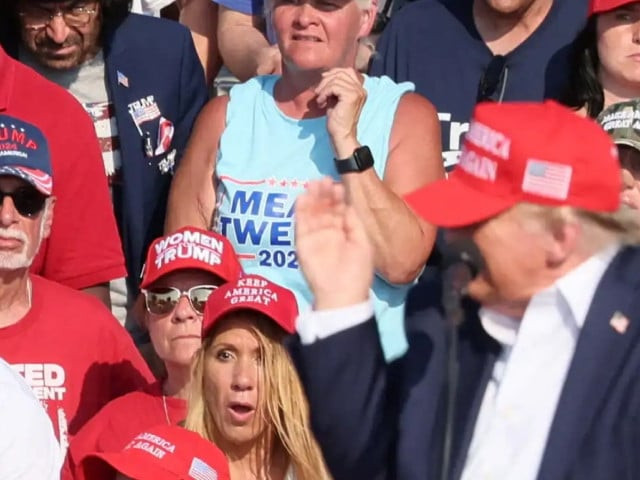 watch how trump s head tilt saved him from assassination during pennsylvania rally watch how trump s head tilt saved him from assassination during pennsylvania rally