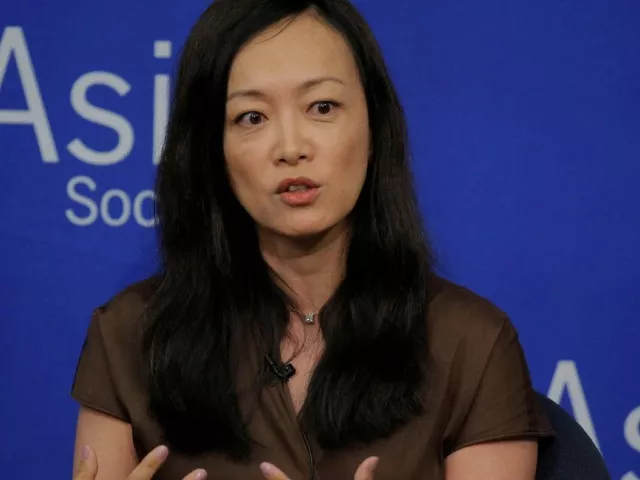 ex cia agent charged with spying for s korea for luxury handbags ex cia agent charged with spying for s korea for luxury handbags