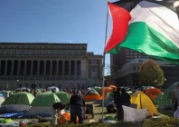 students continue to protest at an encampment supporting palestinians on the columbia university campus during the ongoing conflict between israel and the palestinian islamist group hamas in new york city u s april 25 2024 photo reuters