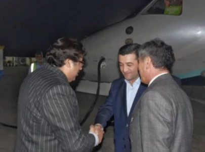 uzbek fm arrives in islamabad for two day visit